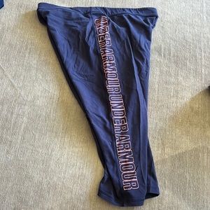 Under armour cropped fitted legging